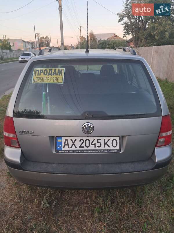 Універсал Volkswagen Golf 2005 в Зміїві