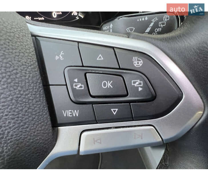 Хетчбек Volkswagen Golf 2020 в Дніпрі