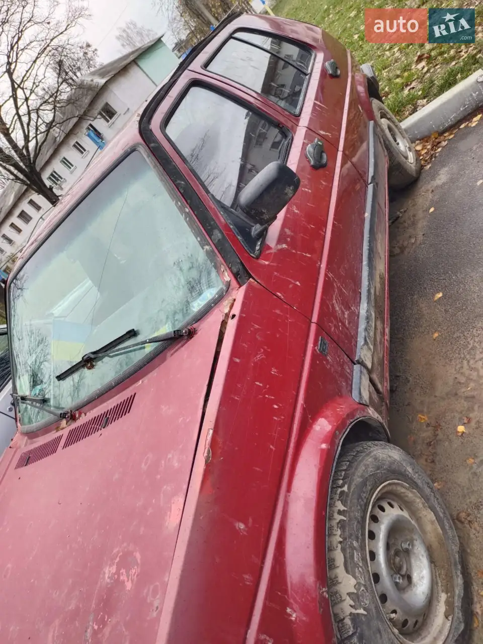 
Авто потребує ремонту а саме;
Заміни 2 клапанів на 3 ціліндрі
Заміни рульових нахонечників
Заміни гальмівної системи
Заміни радіатора
Заміни лобового скла
Заміни генератора 
АВТО СВОЇМ ХОДОМ ЇХАТИ НЕ МОЖЕ.
Телефонуйте після 18:30