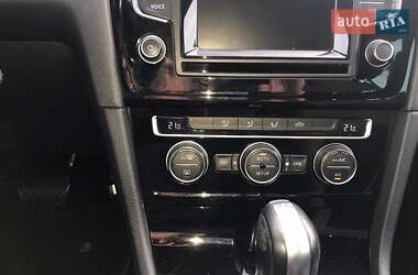 Универсал Volkswagen Golf 2014 в 