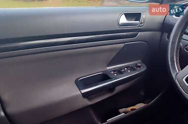 Универсал Volkswagen Golf 2012 в 
