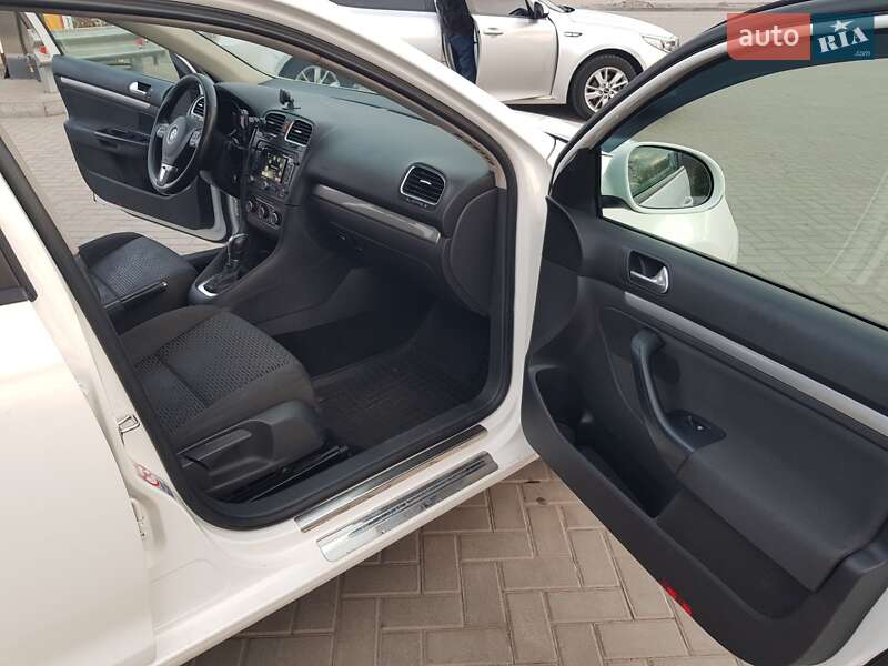 Універсал Volkswagen Golf 2011 в Кропивницькому