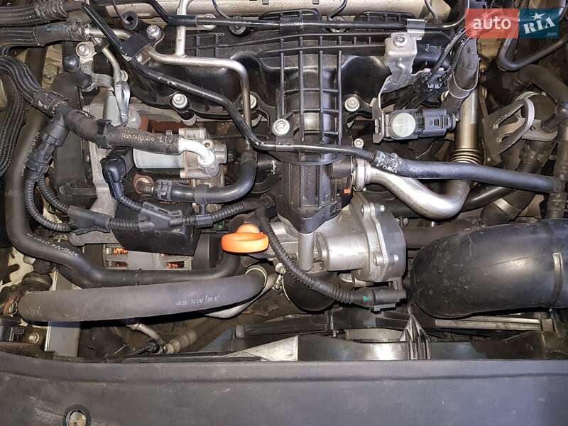 Універсал Volkswagen Golf 2011 в Кропивницькому