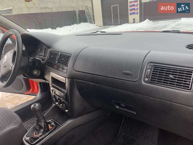 Хетчбек Volkswagen Golf 1999 в Тернополі