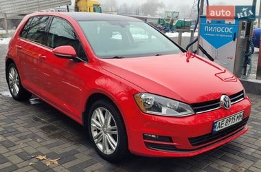 Хэтчбек Volkswagen Golf 2015 в Днепре
