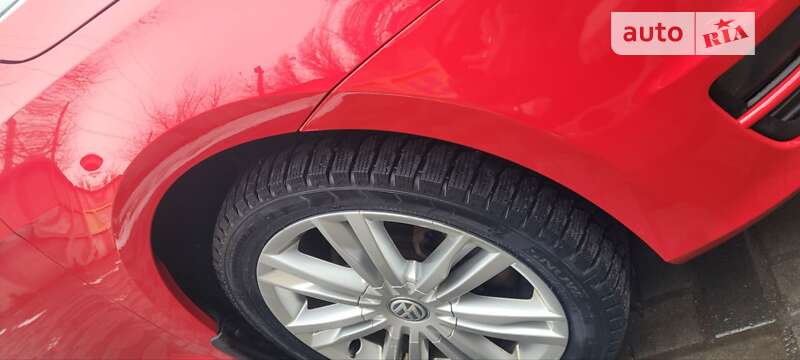 Хетчбек Volkswagen Golf 2015 в Дніпрі
