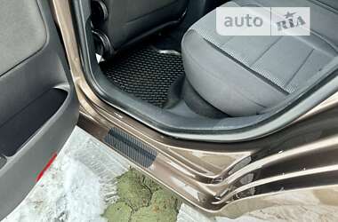 Универсал Volkswagen Golf 2011 в 