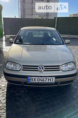 Хетчбек Volkswagen Golf 2003 в Хмельницькому