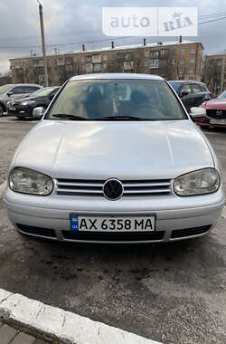 Хэтчбек Volkswagen Golf 2002 в Харькове