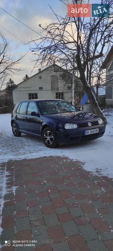 Хэтчбек Volkswagen Golf 1999 в Бродах