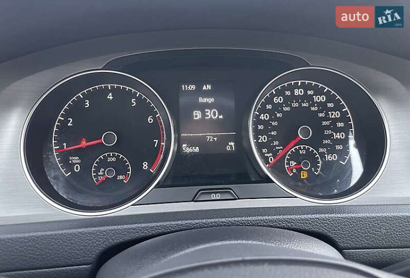 Хетчбек Volkswagen Golf 2014 в Яворові