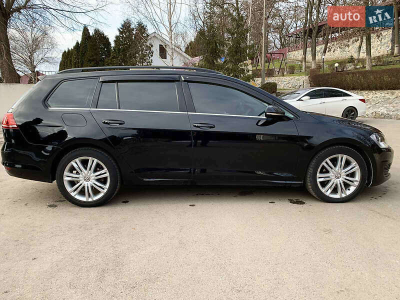 Универсал Volkswagen Golf 2016 в Одессе