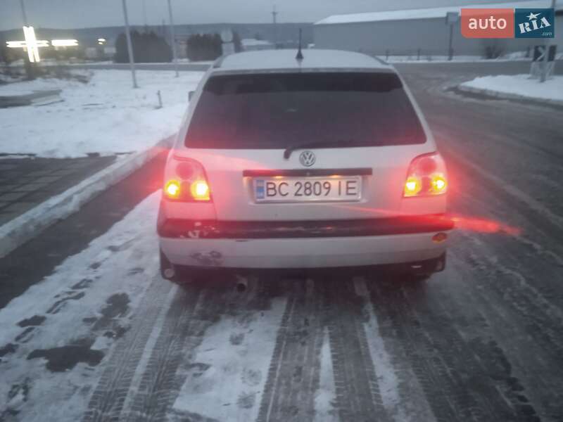 Хэтчбек Volkswagen Golf 1997 в Яворове