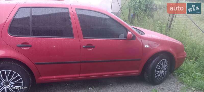 Хэтчбек Volkswagen Golf 2000 в Львове