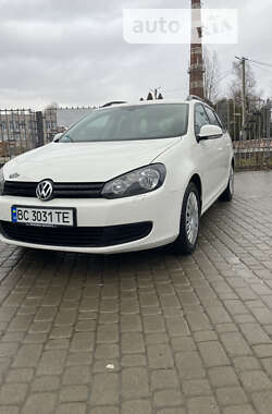 Універсал Volkswagen Golf 2010 в Львові