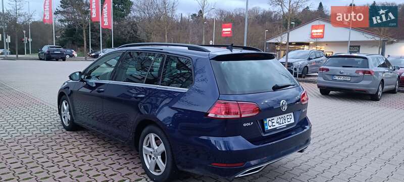 Универсал Volkswagen Golf 2017 в Ужгороде