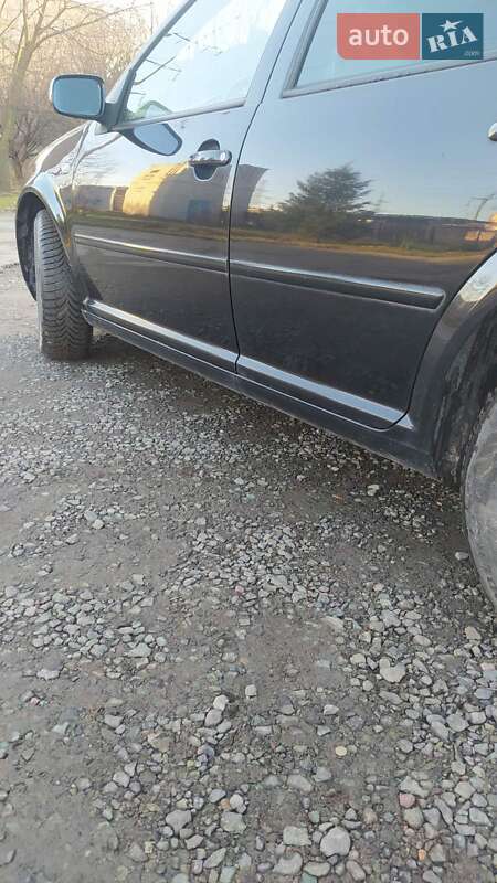 Универсал Volkswagen Golf 2006 в Запорожье