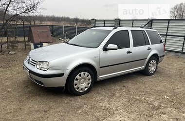 Универсал Volkswagen Golf 2005 в Звягеле