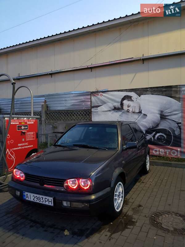 Хетчбек Volkswagen Golf 1991 в Києві