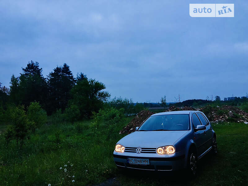 Хэтчбек Volkswagen Golf 1998 в Львове