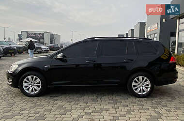 Универсал Volkswagen Golf 2013 в 