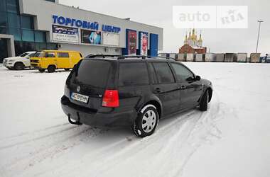 Універсал Volkswagen Golf 2001 в Ковелі