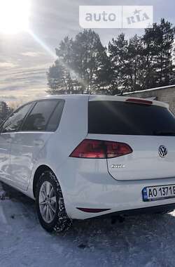 Хэтчбек Volkswagen Golf 2017 в Межгорье