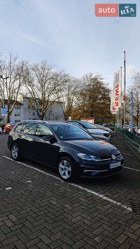 Універсал Volkswagen Golf 2018 в Черкасах