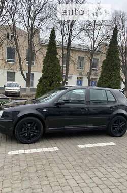 Хэтчбек Volkswagen Golf 2003 в Одессе