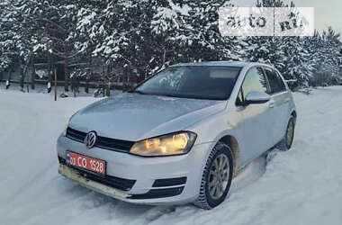 Хэтчбек Volkswagen Golf 2013 в Ужгороде