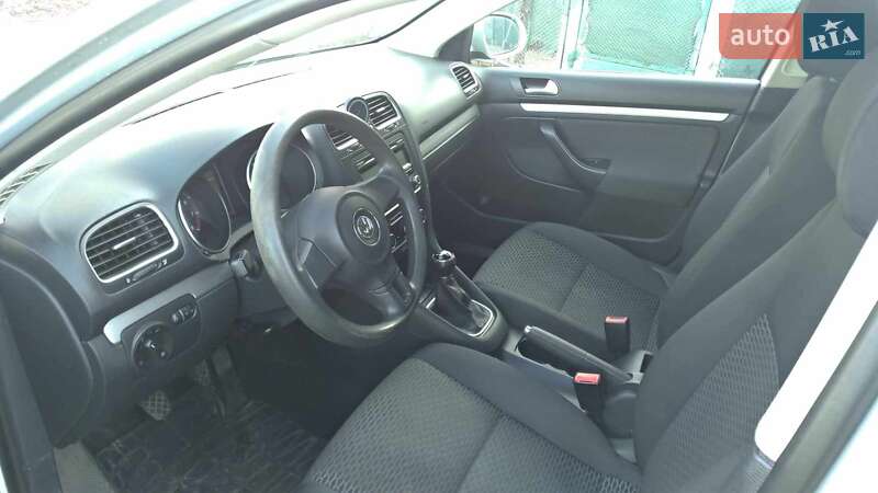Універсал Volkswagen Golf 2011 в Одесі фото 3 Універсал Volkswagen Golf 2011 в Одесі