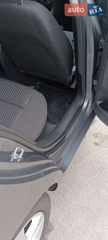 Универсал Volkswagen Golf 2009 в Звягеле