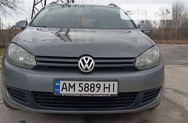 Універсал Volkswagen Golf 2009 в Звягелі