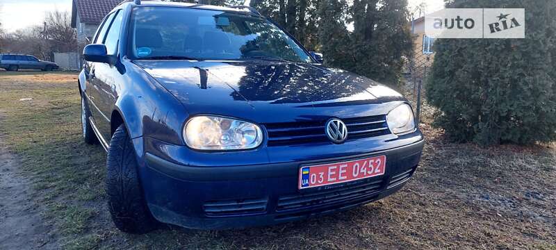 Volkswagen Golf