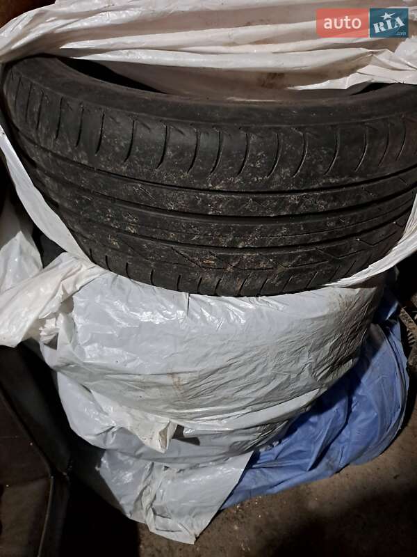 Універсал Volkswagen Golf 2015 в Полтаві