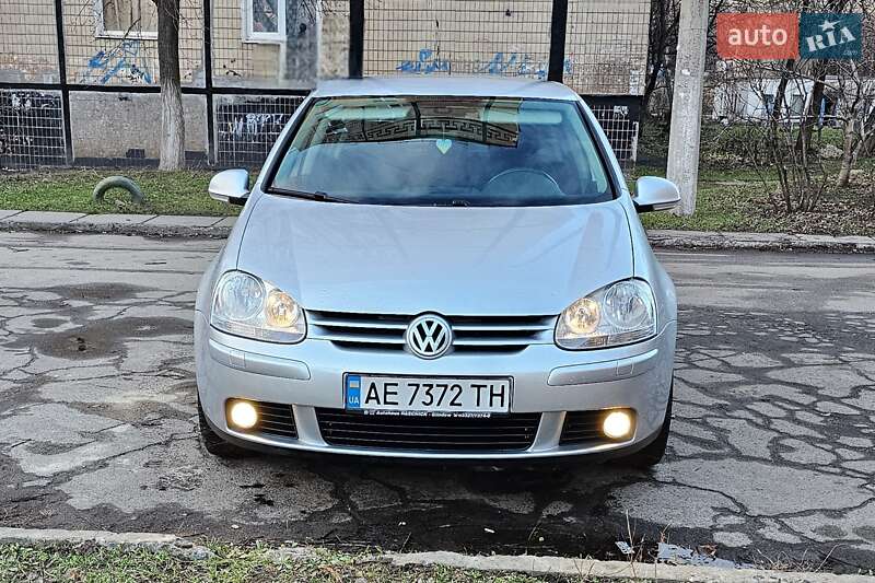 Хэтчбек Volkswagen Golf 2008 в Кривом Роге