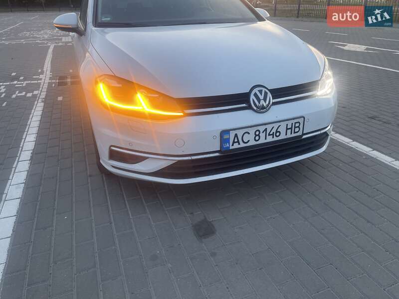 Универсал Volkswagen Golf 2017 в Ковеле