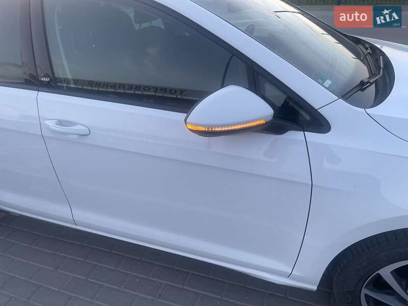 Универсал Volkswagen Golf 2017 в Ковеле