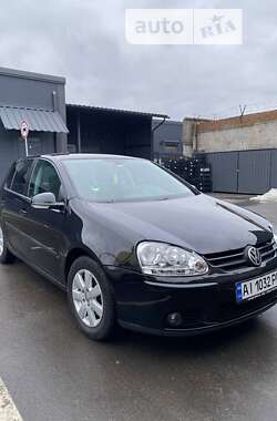 Хетчбек Volkswagen Golf 2004 в Білій Церкві