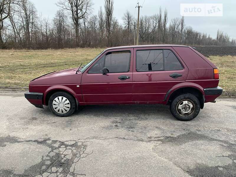 Хэтчбек Volkswagen Golf 1985 в Казатине