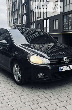 Хэтчбек Volkswagen Golf 2008 в Ивано-Франковске