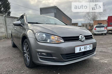 Универсал Volkswagen Golf 2017 в 