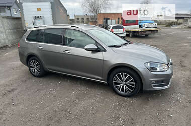 Универсал Volkswagen Golf 2017 в 