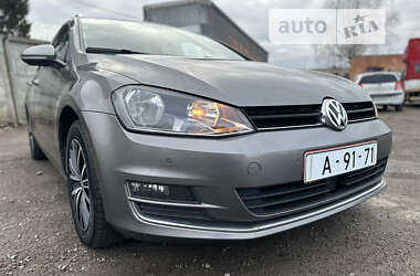 Универсал Volkswagen Golf 2017 в 