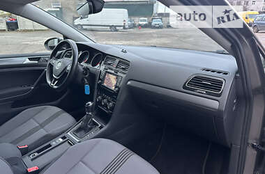 Универсал Volkswagen Golf 2017 в 