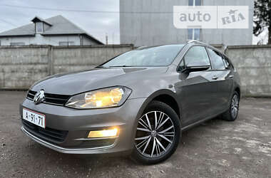 Универсал Volkswagen Golf 2017 в 