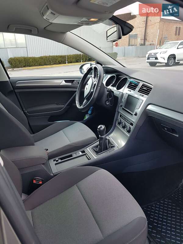 Универсал Volkswagen Golf 2015 в Черновцах фото 22 Универсал Volkswagen Golf 2015 в Черновцах
