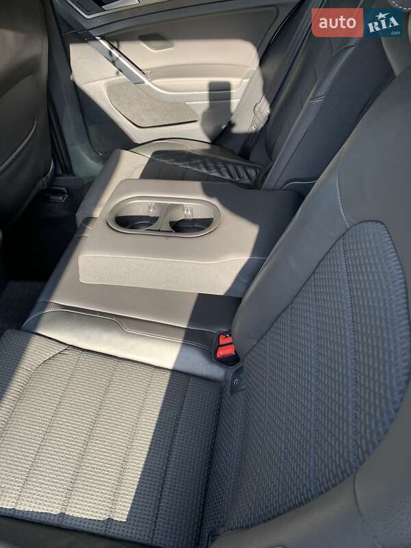 Універсал Volkswagen Golf 2014 в Києві