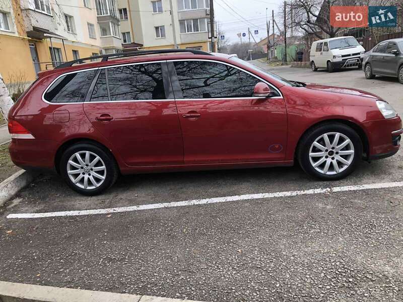 Універсал Volkswagen Golf 2008 в Вінниці