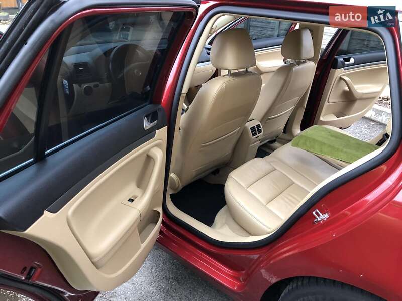 Універсал Volkswagen Golf 2008 в Вінниці